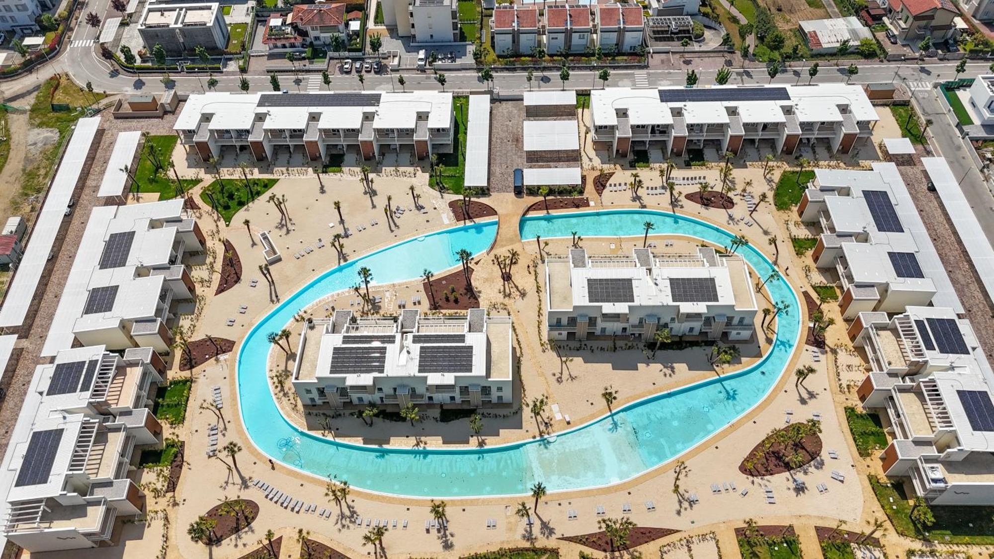 Wave Island! Luxury Resort A Jesolo - Piscina E Park Free! Εξωτερικό φωτογραφία